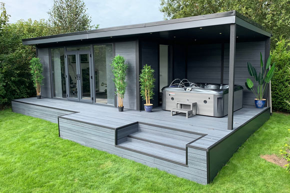 Hot Tub Garden Studio Norfolk